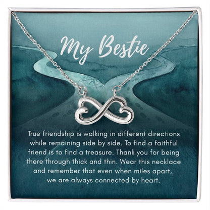 My Bestie message card with necklace