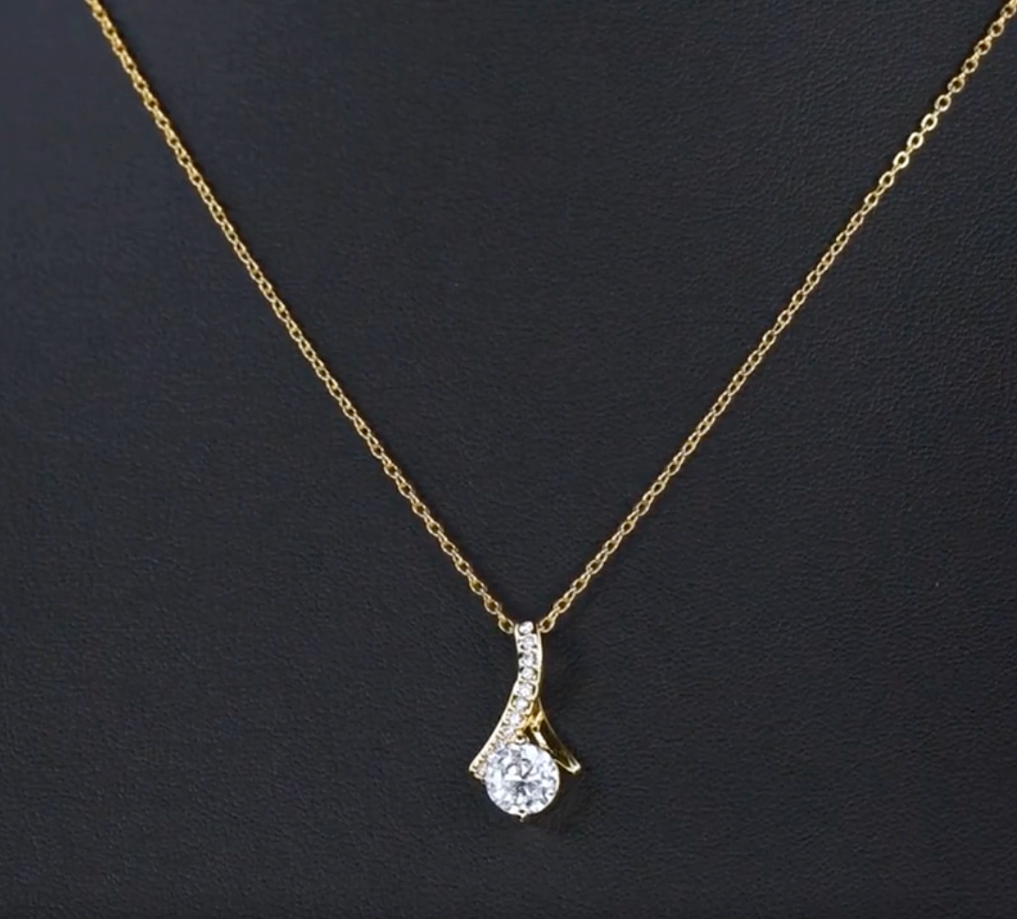 ribbon necklace video